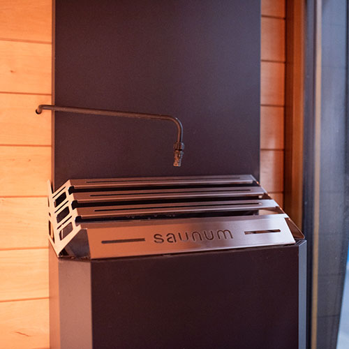 Saunum Auto Leil